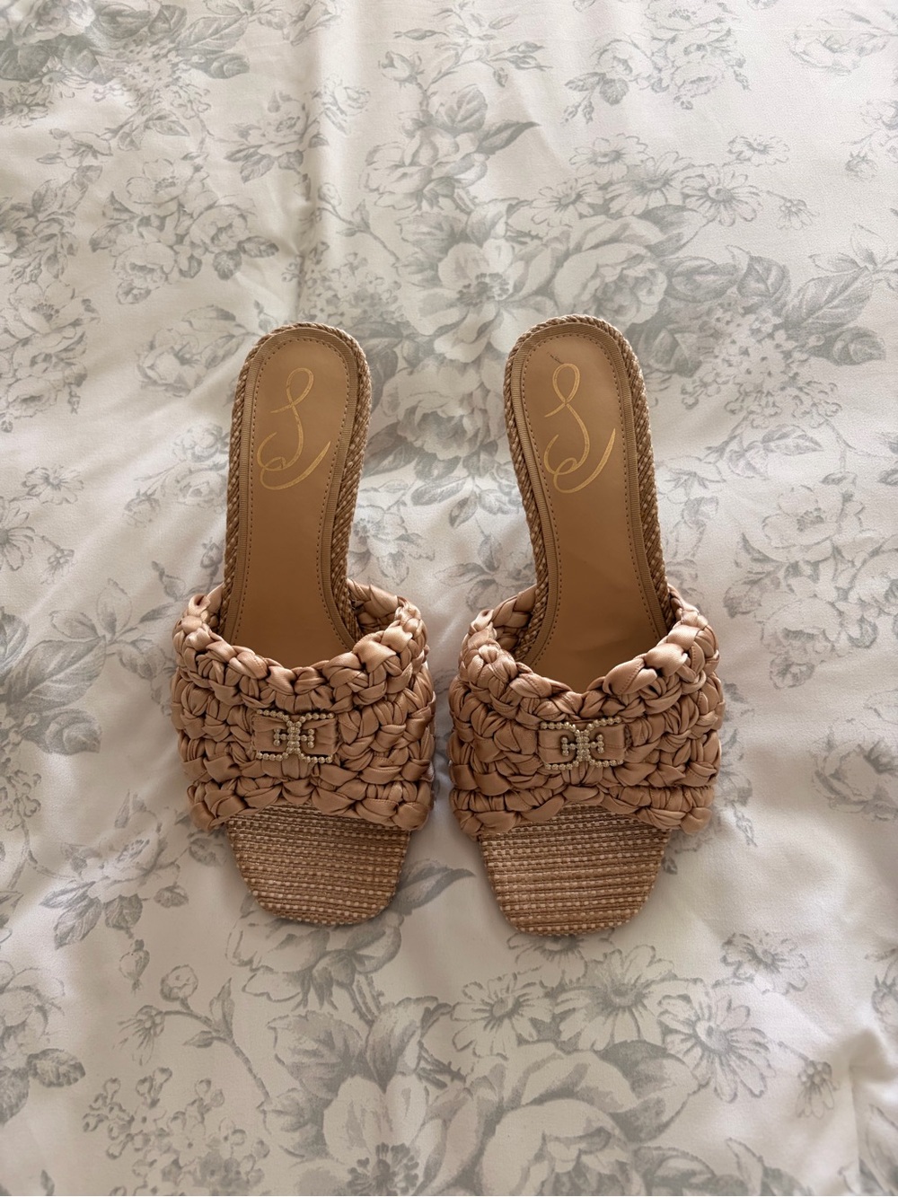 Vintage Kitten heels